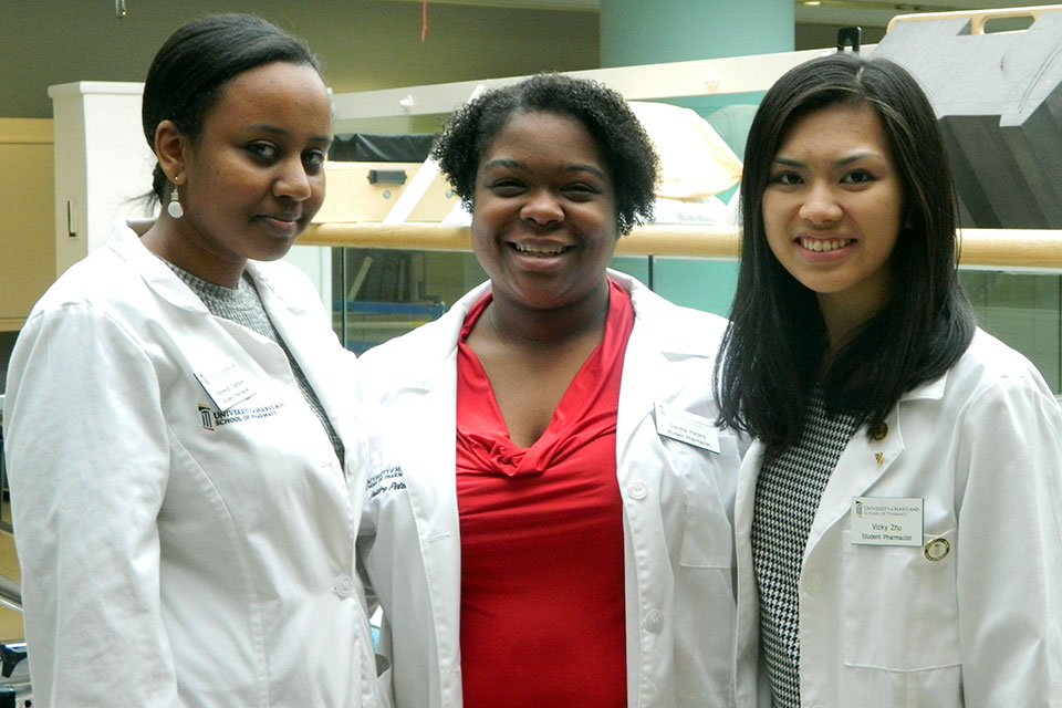 Third-Year Student Pharmacists Deidre Peters, Vicky Zhu, and Rebekah Tesfaye